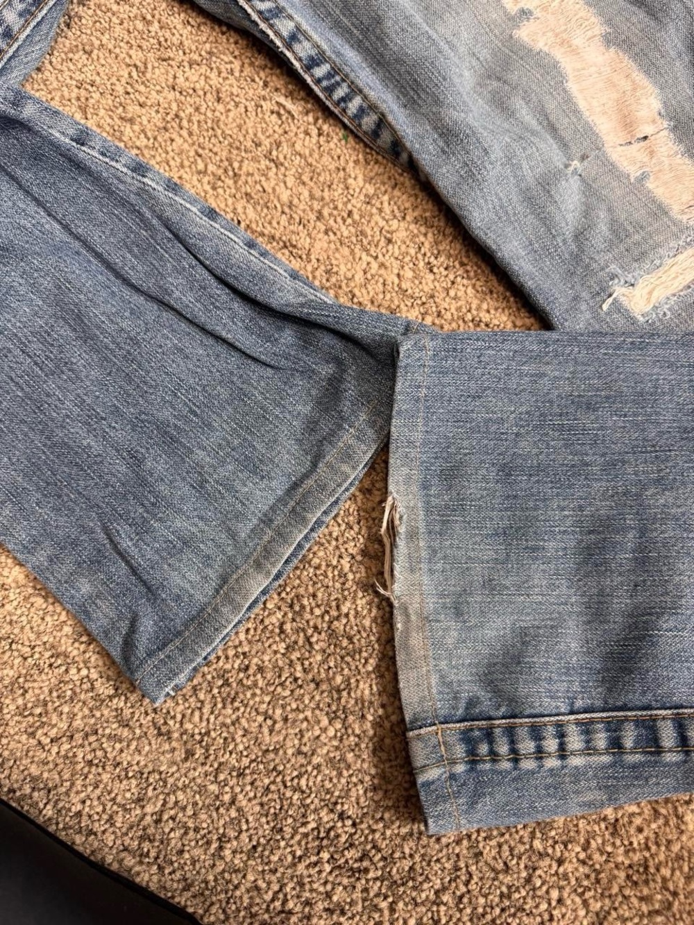 ❌SOLD❌True Religion Y2K Distressed Straight-Leg Jeans - Picture 8 of 8